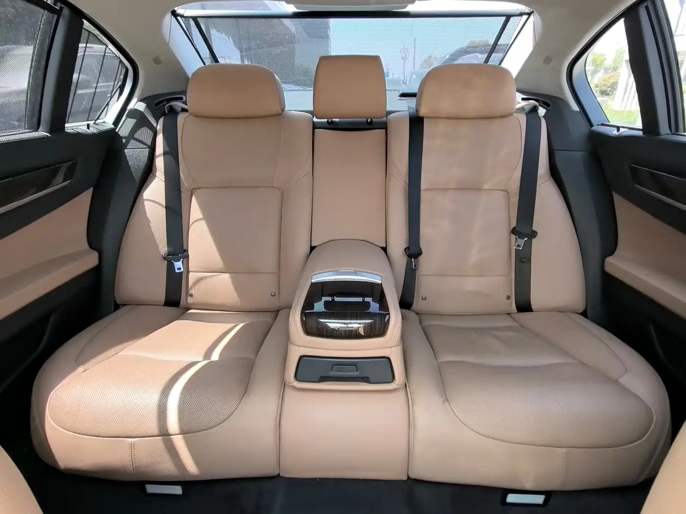 BMW 7 Series 2013 Model 730Li Luxury фото 7