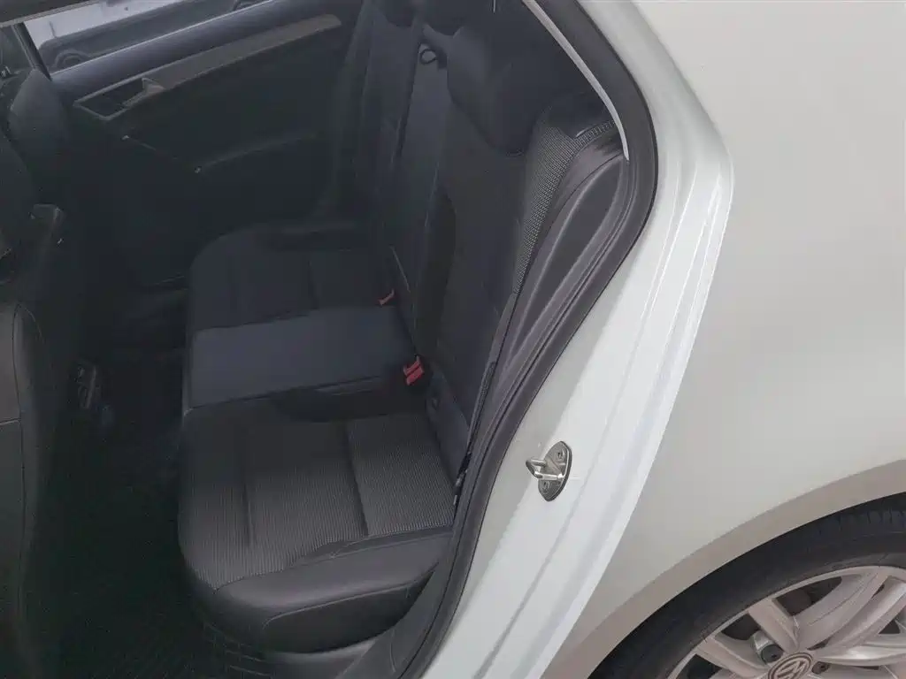 Volkswagen Golf 2019 280TSI DSG Comfort (China V) фото 13