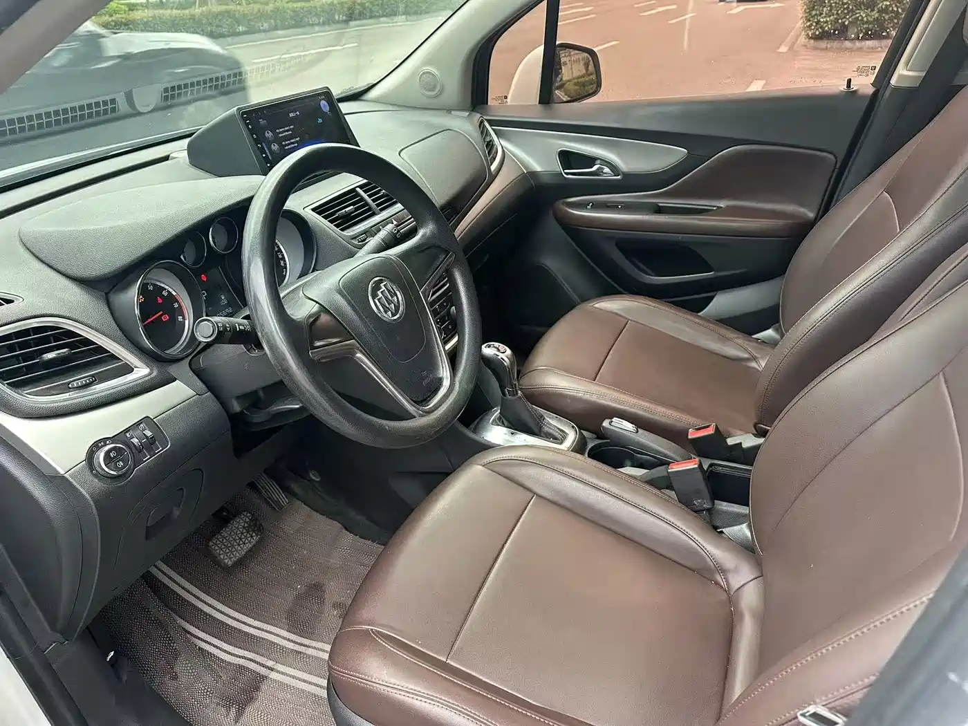 Buick Encore 2014 1.4T Automatic 2WD Urban Elite фото 4