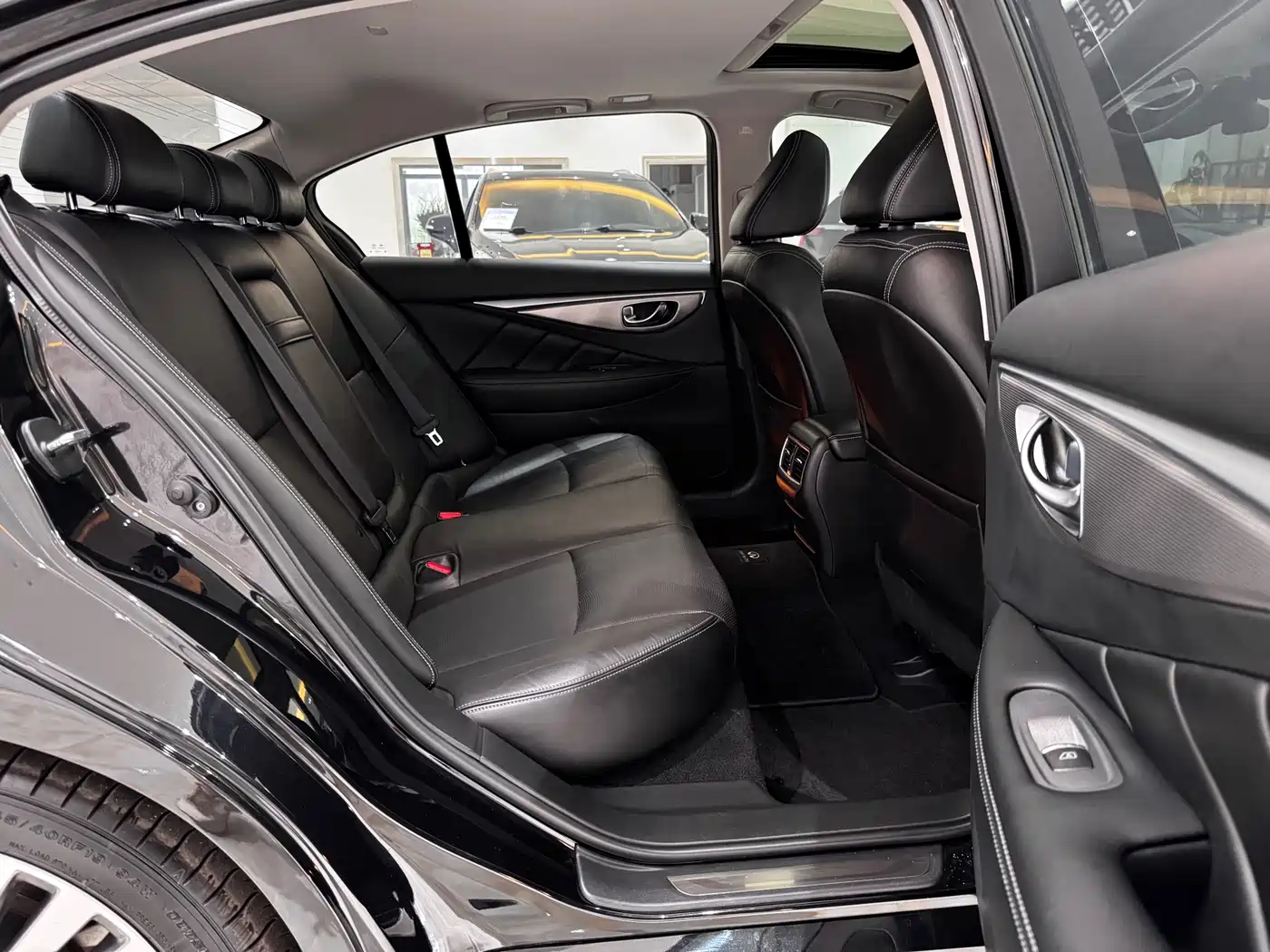 Infiniti Q50L 2021 2.0T Premium Sport фото 14
