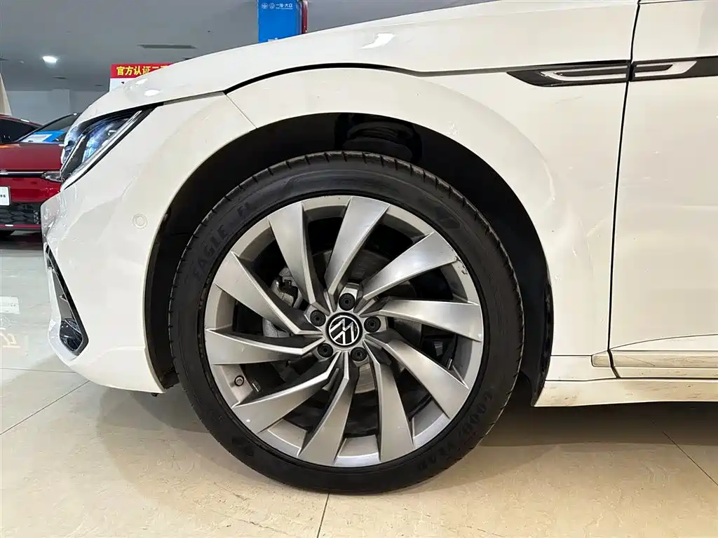 Volkswagen FAW-Volkswagen CC 2021 380TSI Eye-catching Edition фото 32