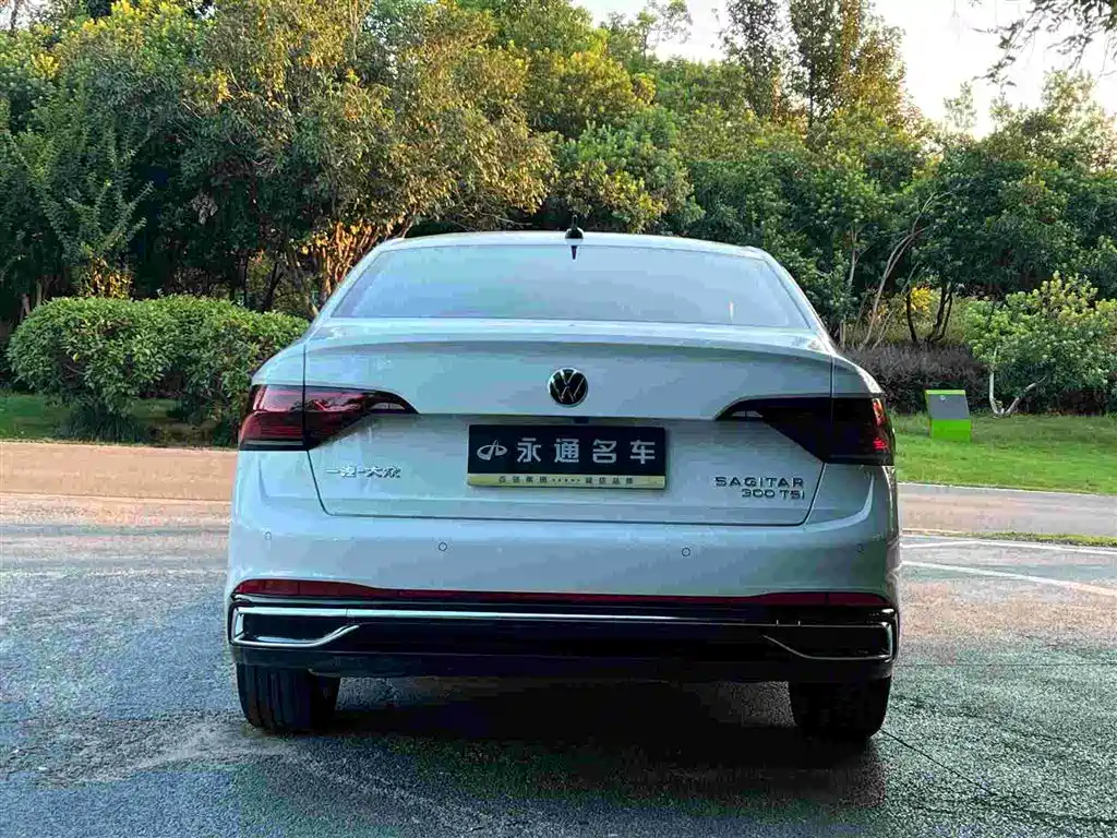 Volkswagen Sagitar 2023 300TSI DSG Surpassing Edition фото 4