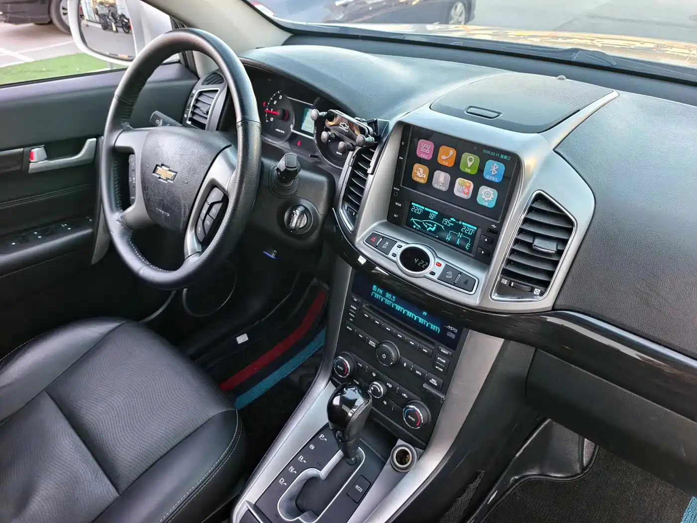 Chevrolet Captiva 2015 2.4L AWD Flagship 7-Seater фото 19