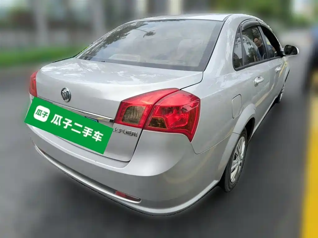 Buick Excelle 2015 1.5L Automatic Classic фото 5