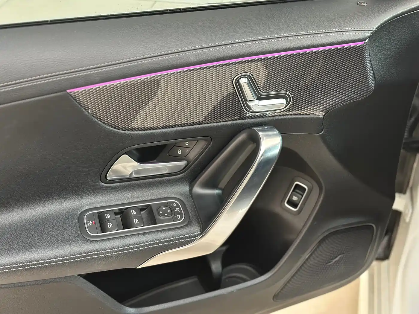 Mercedes-Benz A-Class 2020 A 200 L Sport Sedan фото 4
