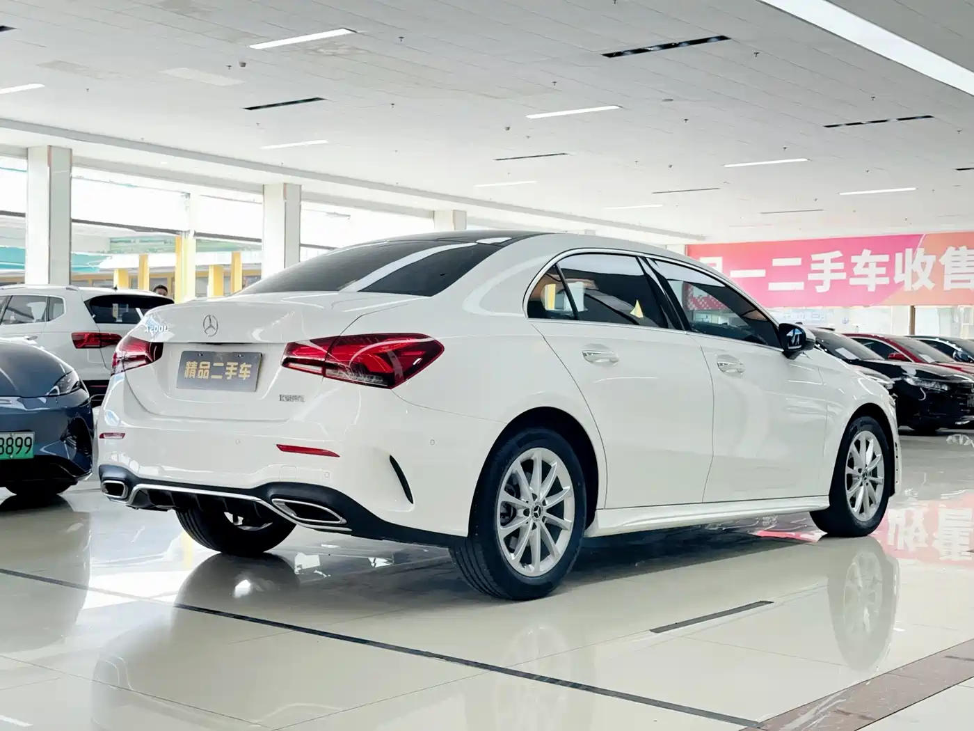 Mercedes-Benz A-Class 2022 A 200 L Sport Sedan Style фото 4
