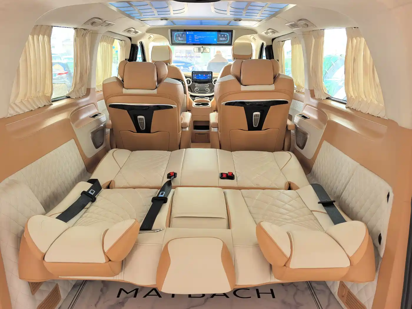 Mercedes-Benz Vito 2021 2.0T Business Edition 7-seater фото 13