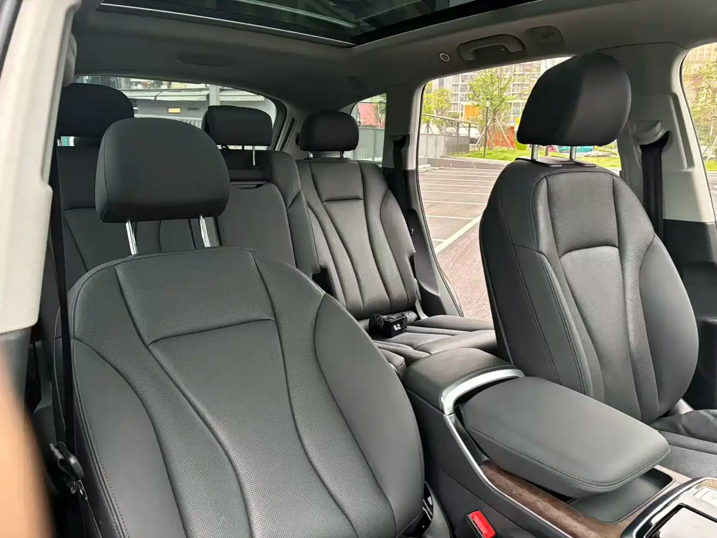 AUDI Q7