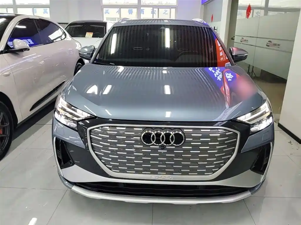 Audi Q4 e-tron 2022 50 e-tron quattro Innovation Edition фото 3
