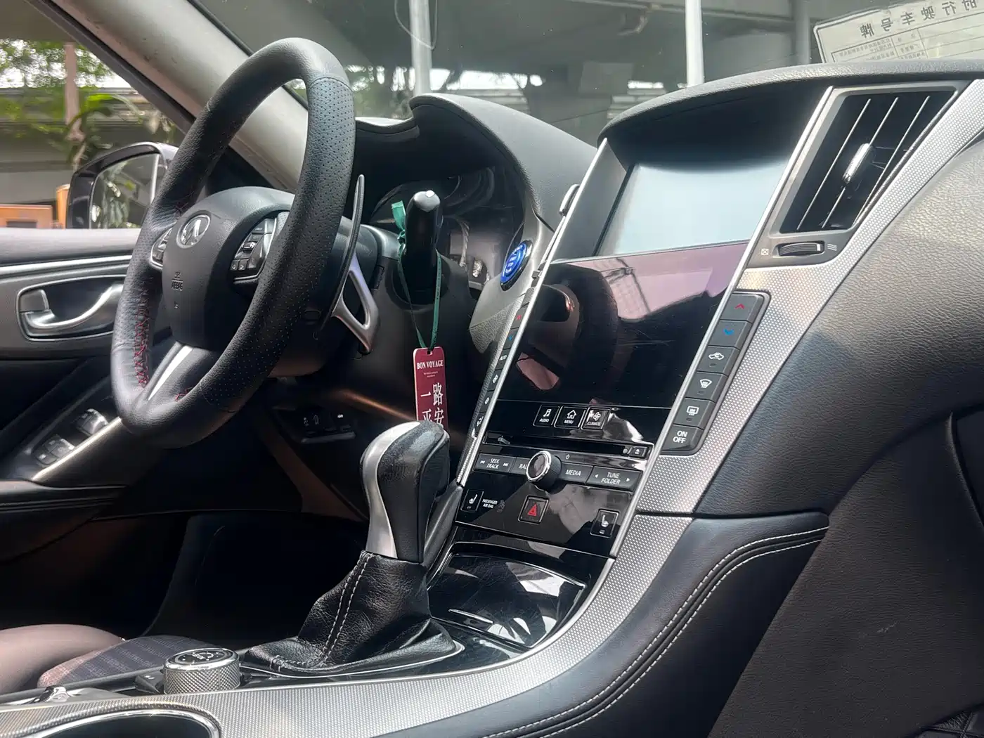 Infiniti Q50L 2015 2.0T Sport фото 33