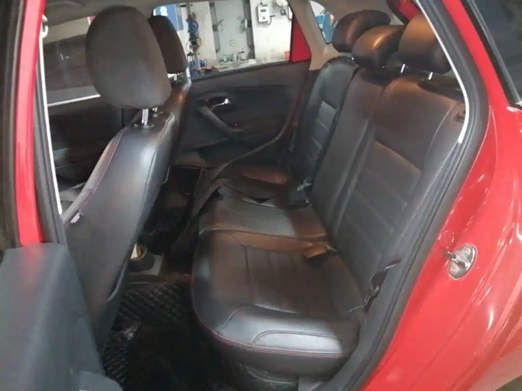 Volkswagen Polo 2016 1.6L Automatic Comfort фото 17