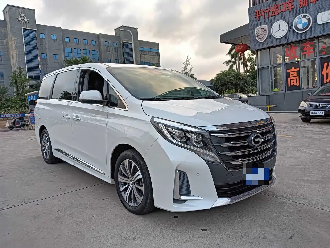 GAC Trumpchi Trumpchi M8 2020 Pilot 390T Prestige Edition фото 3