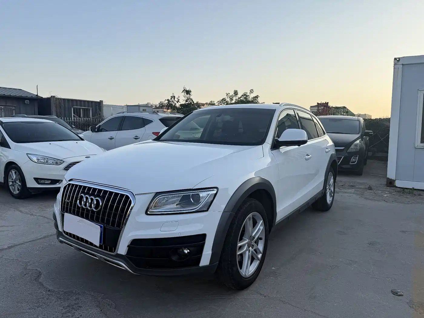 Audi Q5 2018 2017 Plus 40 TFSI Technology