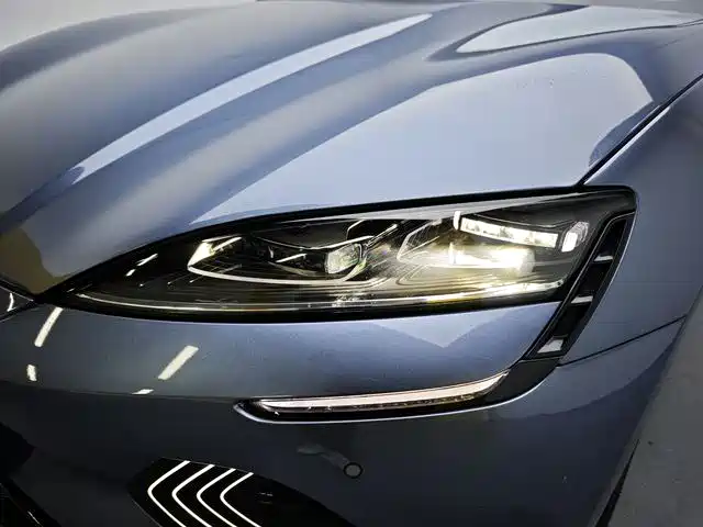 BYD Seal 2022 550km Standard Range RWD Elite фото 13
