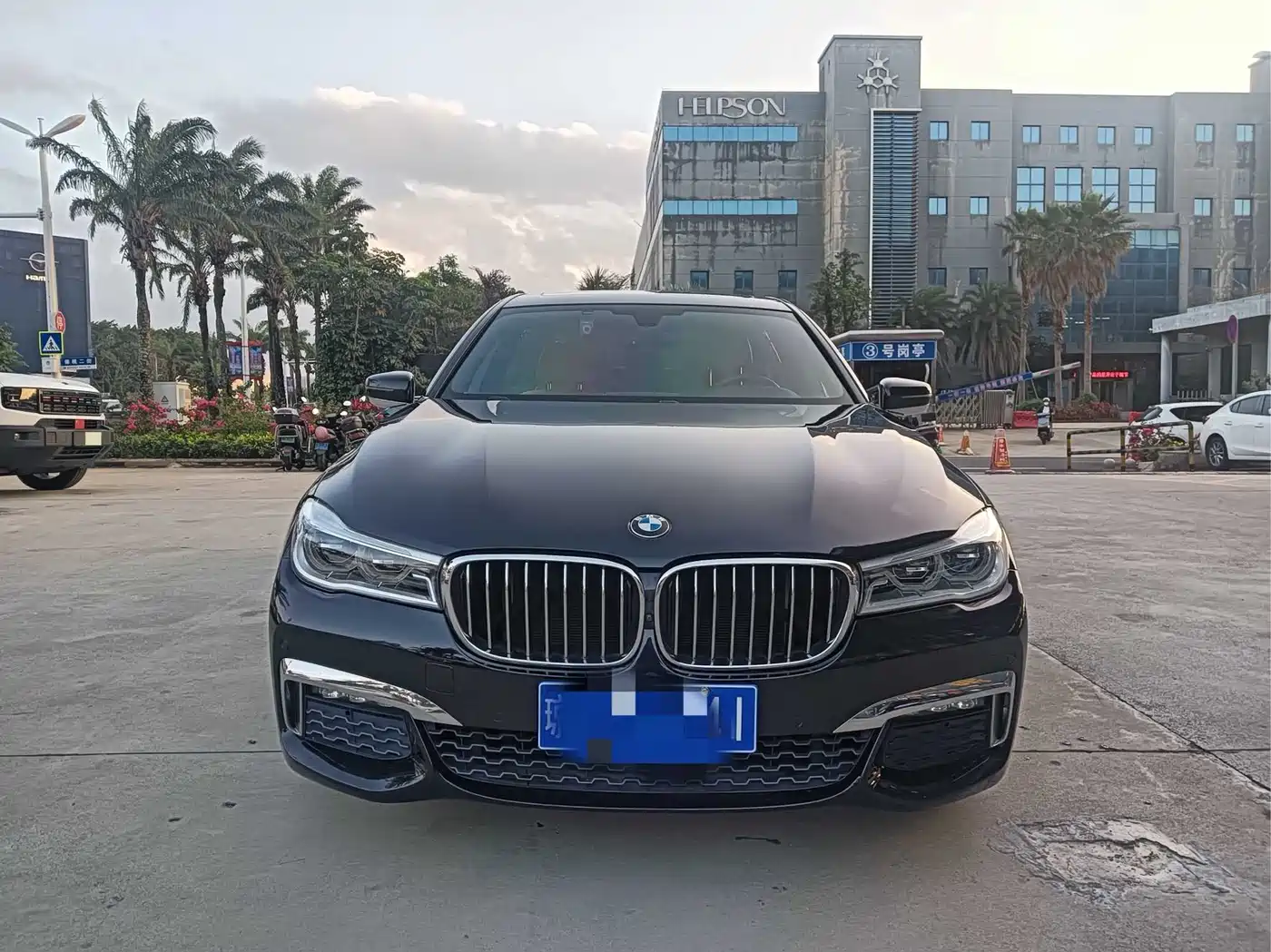 BMW 7 Series 2018 730Li Premium Type M Sport Package фото 2