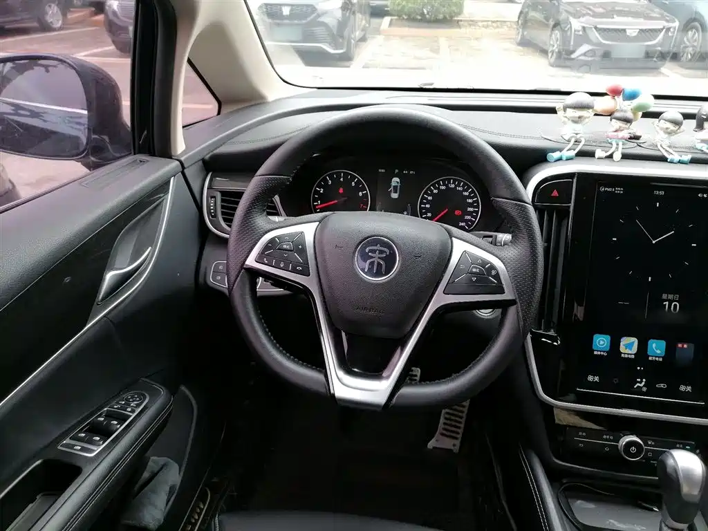BYD Song MAX 2018 1.5T Auto Smart Connected Elite 6-Seater фото 3