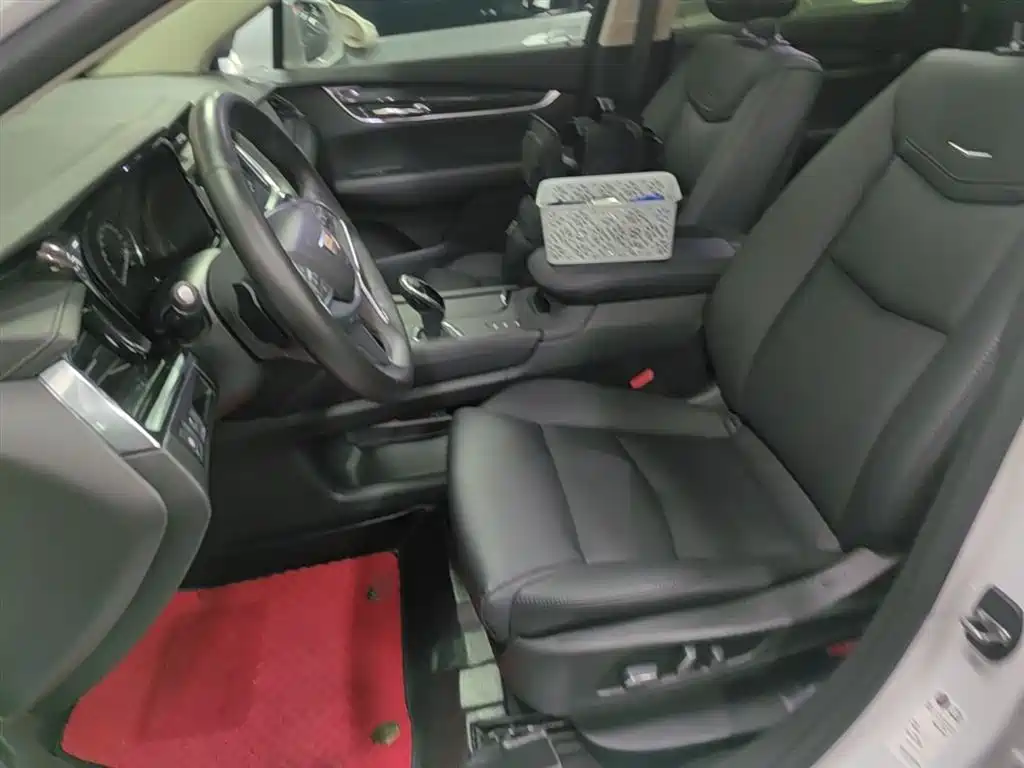 Cadillac XT5 2018 28T 4WD Luxury фото 15