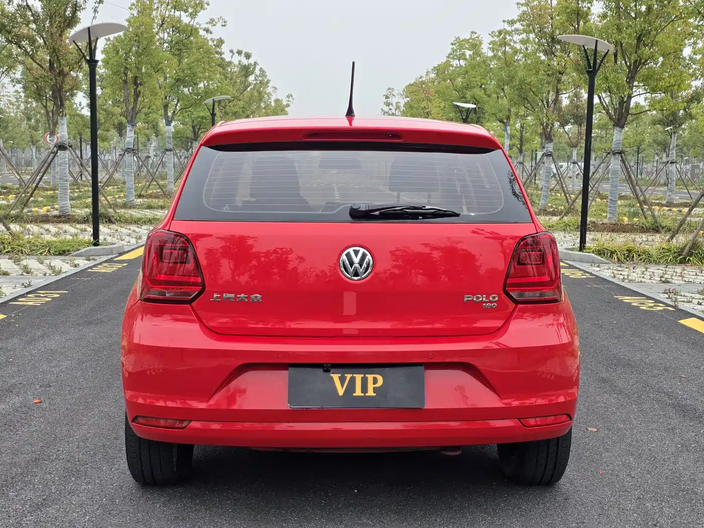 Volkswagen Polo 2016 1.6L Automatic Comfort фото 5