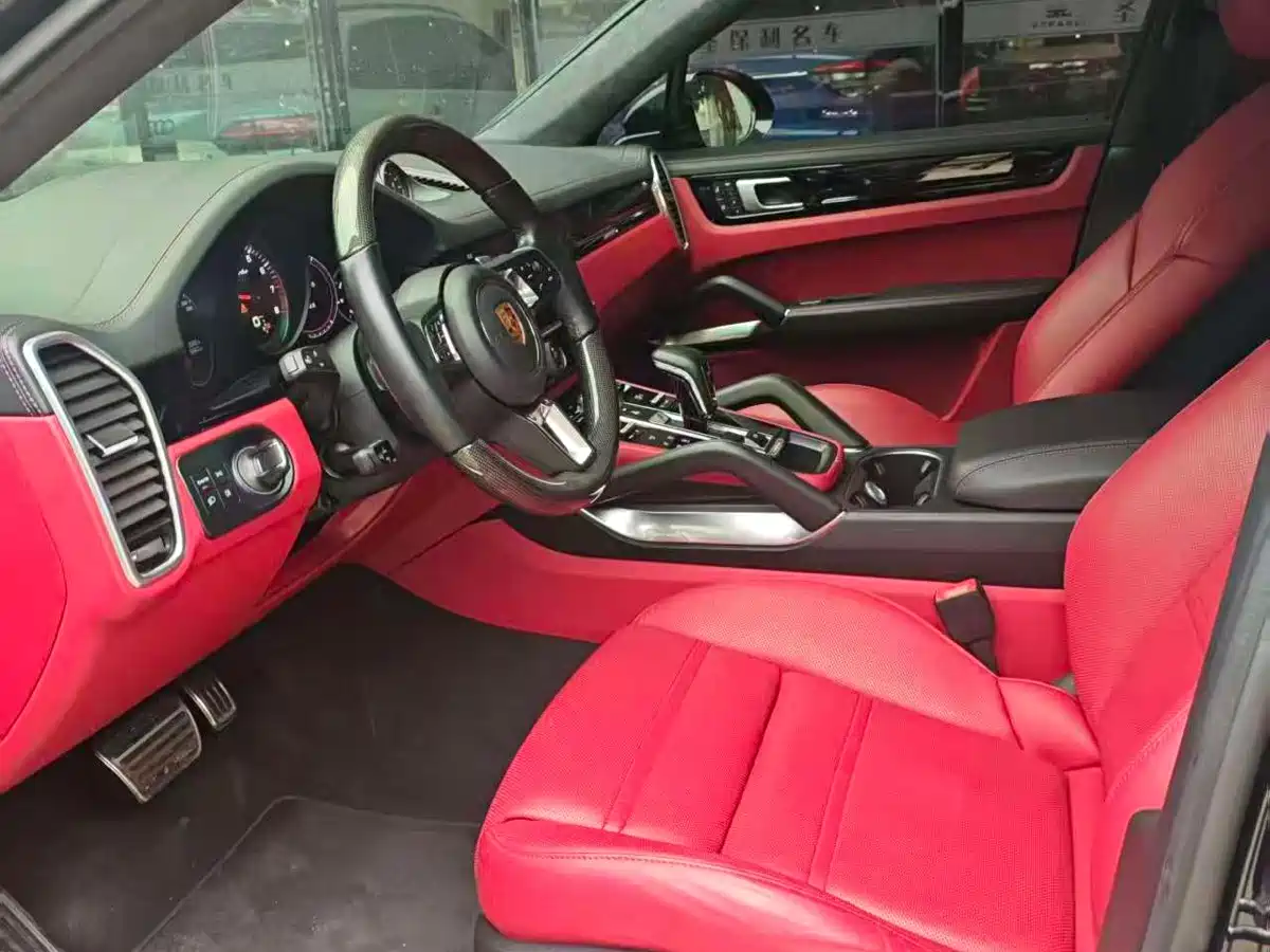 صورة 6 - Porsche Cayenne