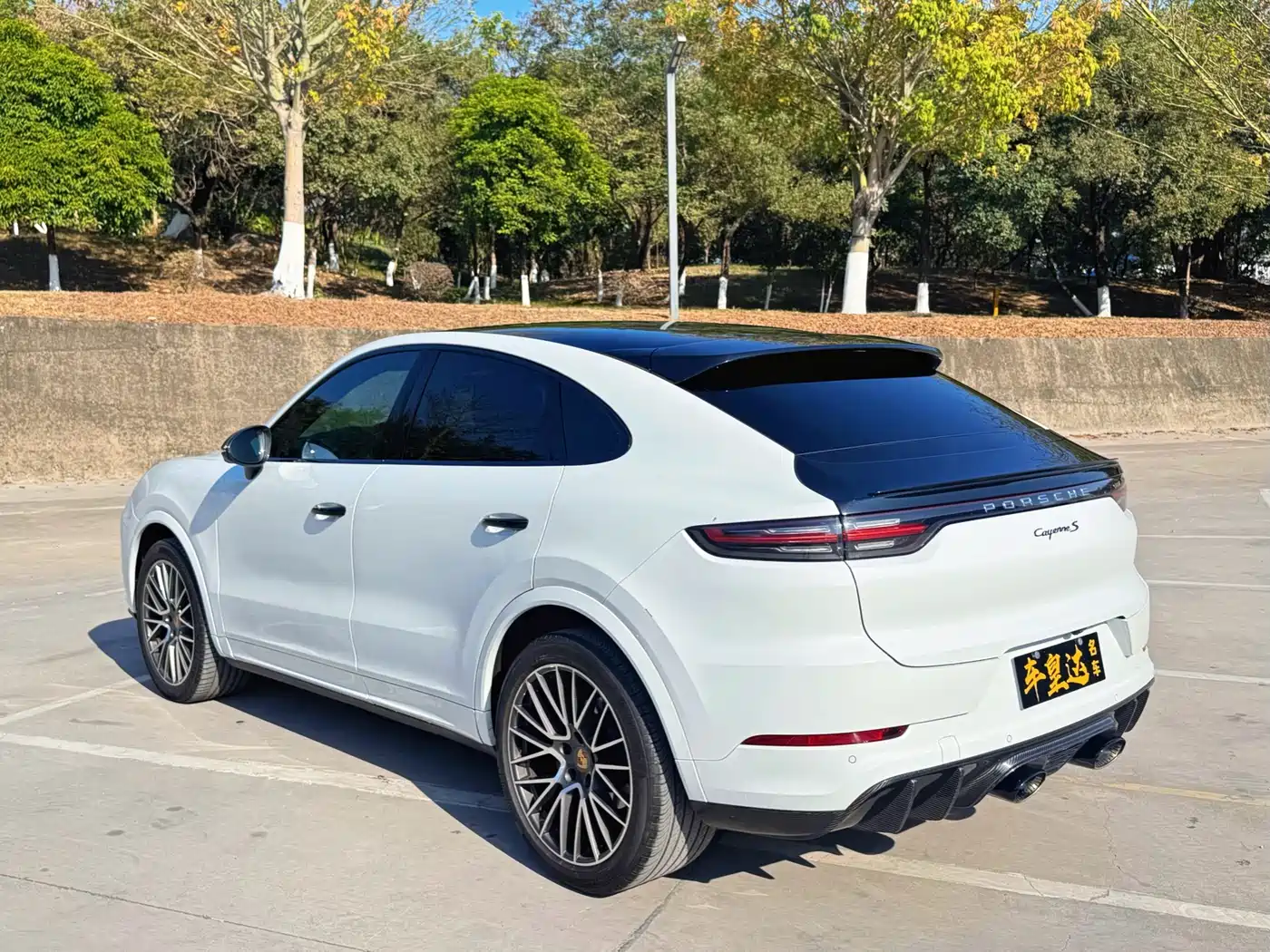 PORSCHE CAYENNE
