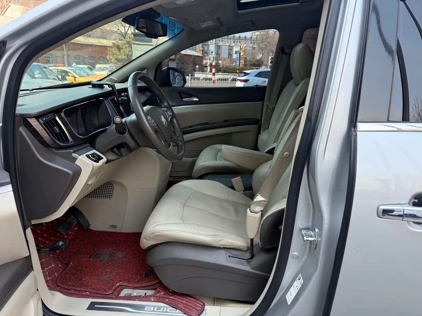 Buick GL8 2013 3.0L XT Luxury Business Flagship Edition фото 11