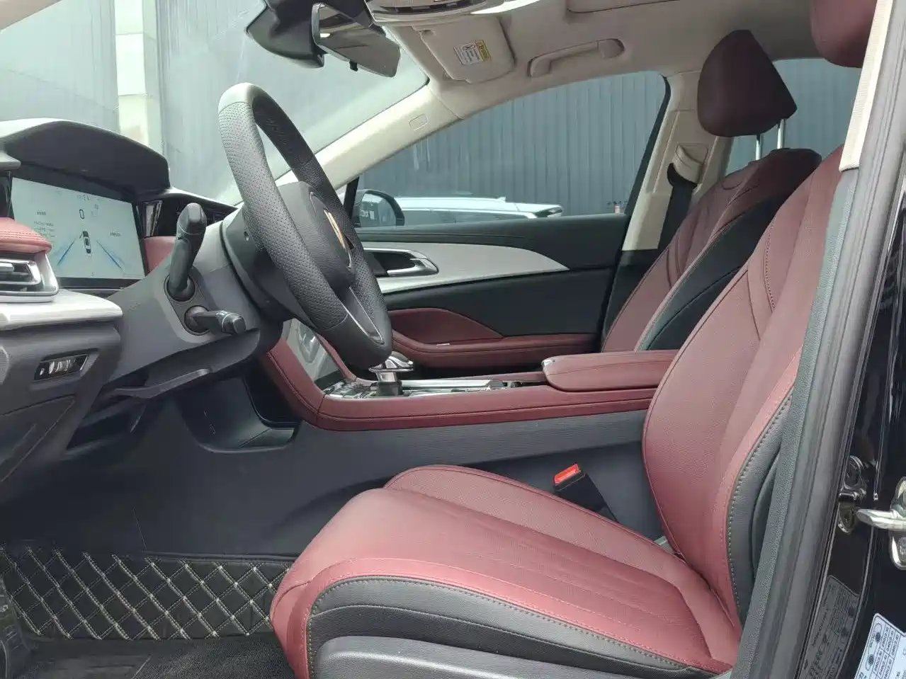 Hongqi H5 PHEV 2025 130 Super Hybrid Edition фото 8