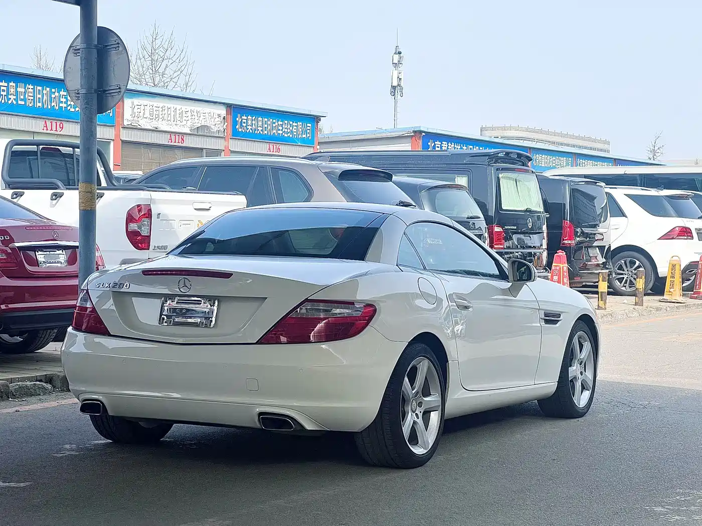 Mercedes-Benz SLK-Class 2011 SLK 200 Fashion фото 5