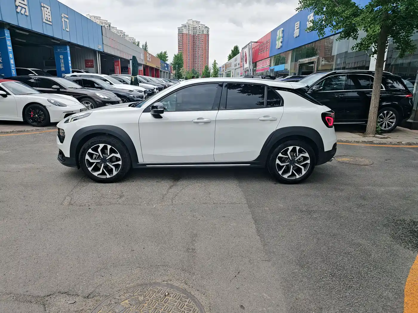Lynk & Co 02 2019 1.5T DCT FWD Jin Pro Version China VI фото 8