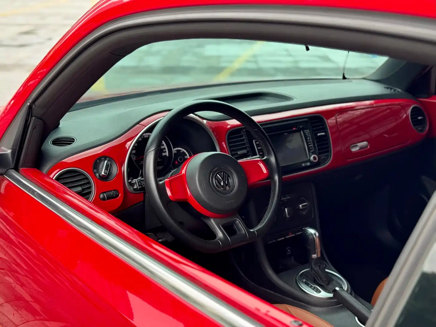 Volkswagen Beetle 2015 180TSI фото 6