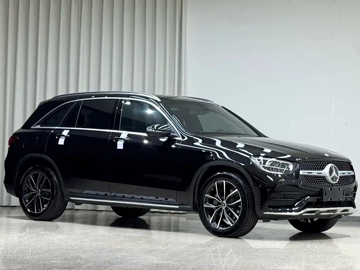 Mercedes-Benz GLC 2022 Model GLC 260 L 4MATIC Luxury Edition фото 3