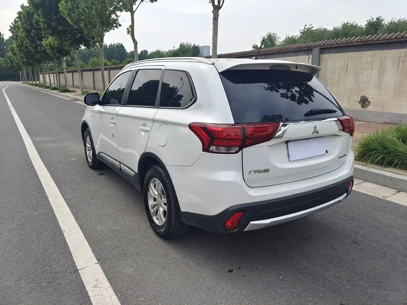 Mitsubishi Outlander 2017 2.0L 2WD Glory 5-seater фото 13