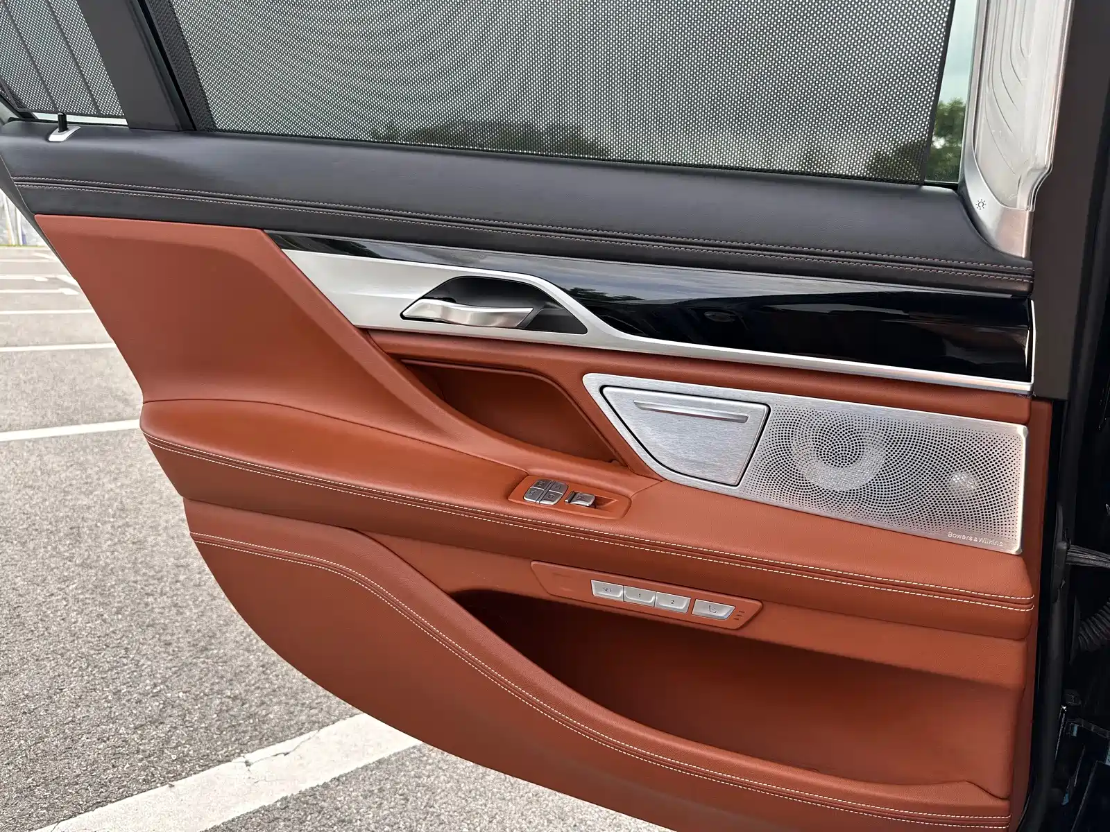 Фото 47 - BMW 7 Series