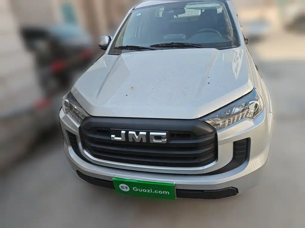 Jiangling Baodian 2023 2023 2.5T Diesel 2WD Comfort Edition Standard Wheelbase JX4D25A6L