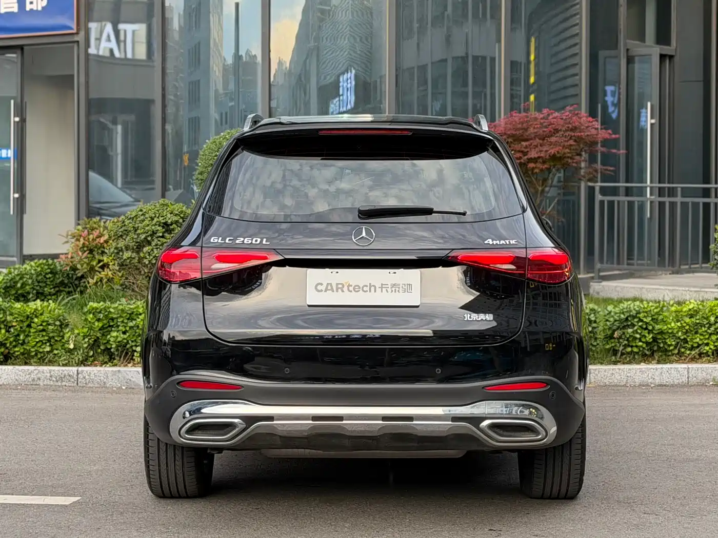 Mercedes-Benz GLC 2024 GLC 260 L 4MATIC Luxury 5-seater фото 4