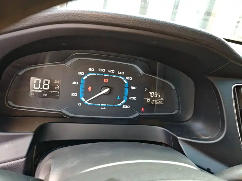 Roewe 360 2017 2017 1.5L Auto Luxury Edition