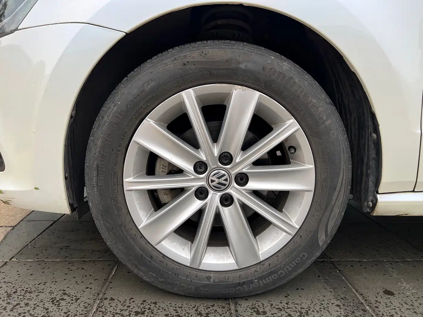 Volkswagen Polo 2014 1.6L Automatic Comfort Edition фото 20