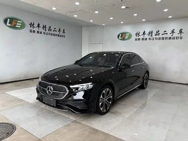 MERCEDES-BENZ E CLASS