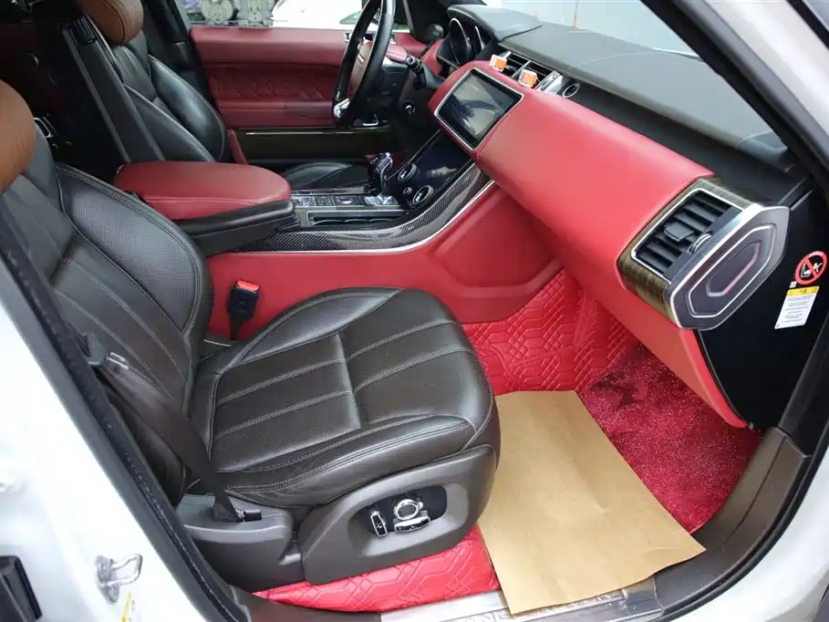 Land Rover Range Rover Sport 2016 Model 3.0 SC V6 HSE фото 6