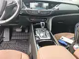 Photo 14 - Buick Regal