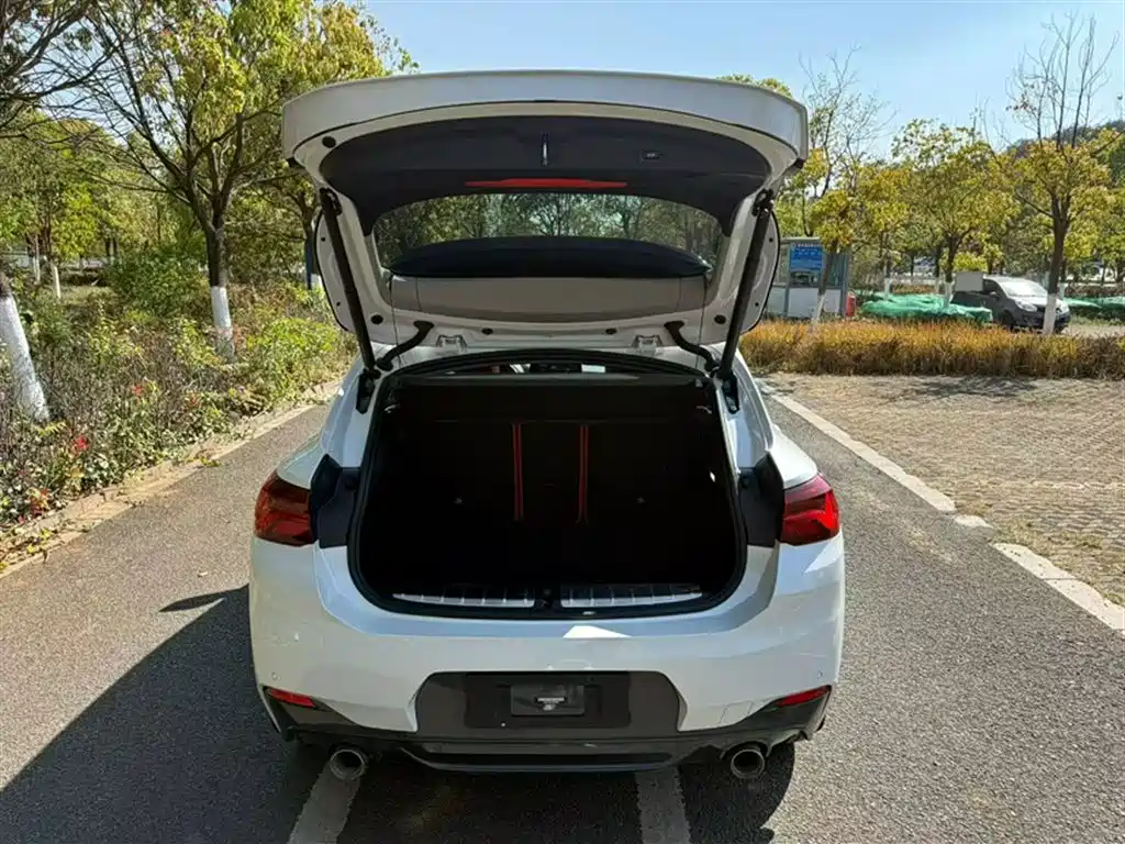 BMW X2 2021 Facelift sDrive25i M Sport Package фото 16