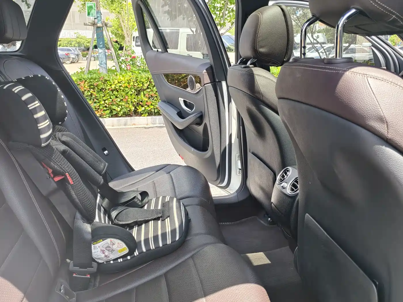 Mercedes-Benz GLC 2017 GLC 260 4MATIC Luxury фото 12