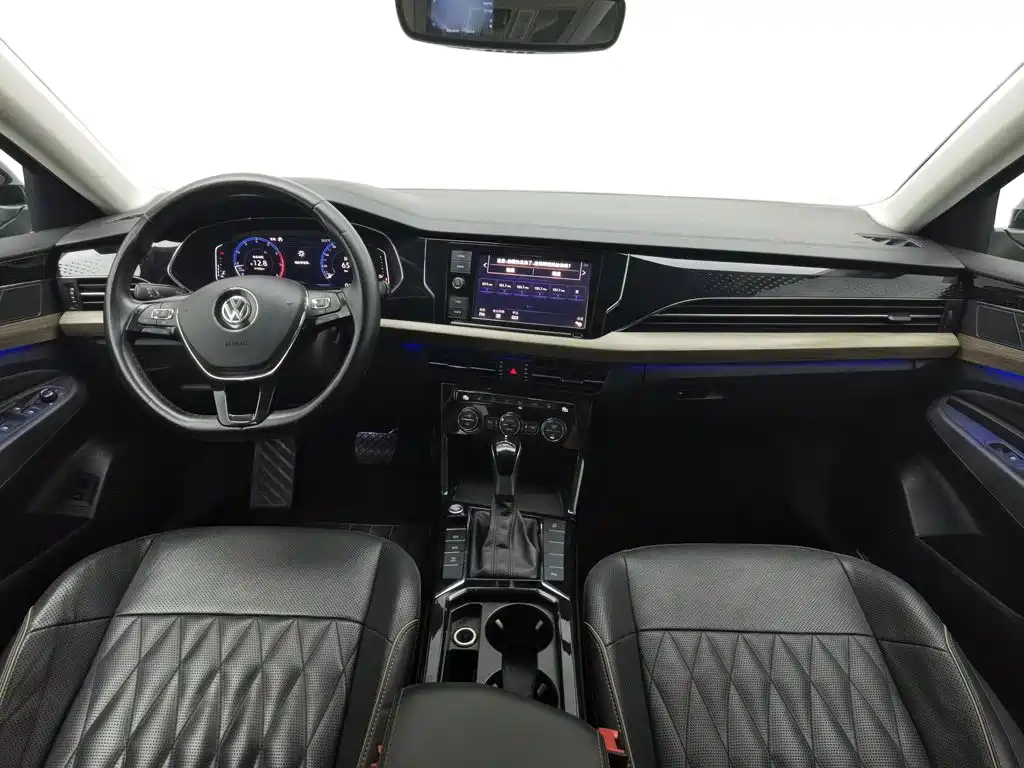 Фото 5 - Volkswagen Passat
