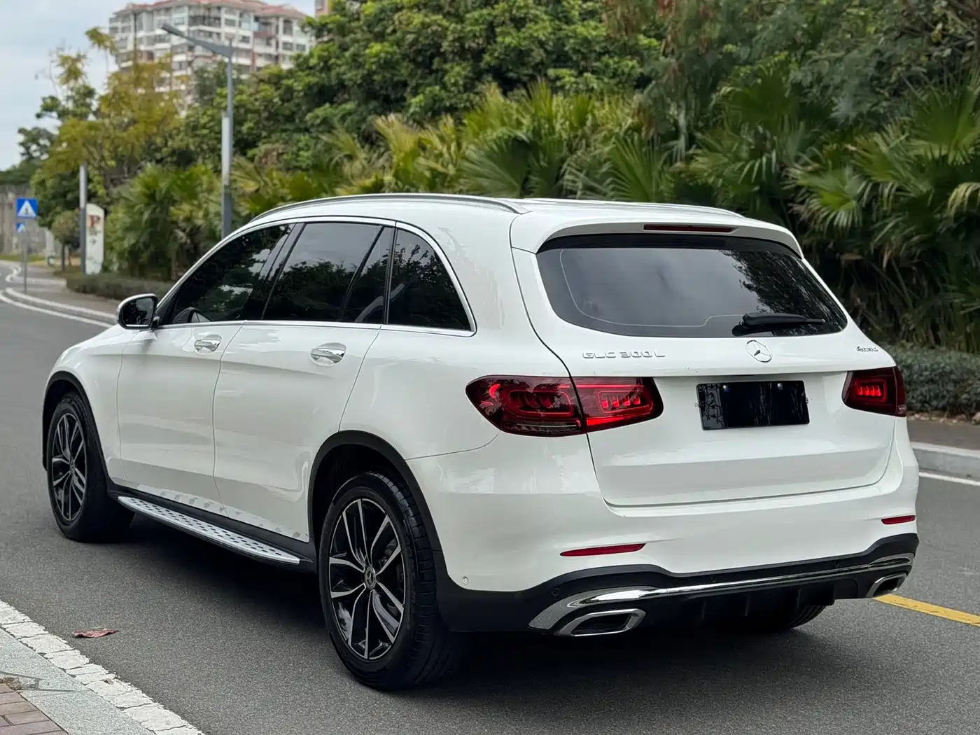 Mercedes-Benz GLC 2020 Facelift GLC 300 L 4MATIC Dynamic фото 12