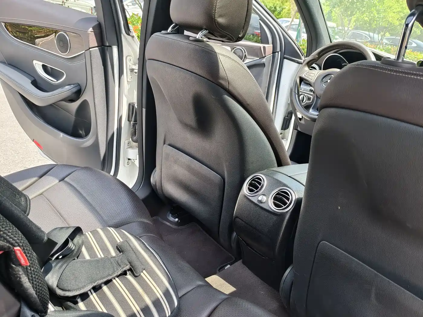 Mercedes-Benz GLC 2017 GLC 260 4MATIC Luxury фото 13