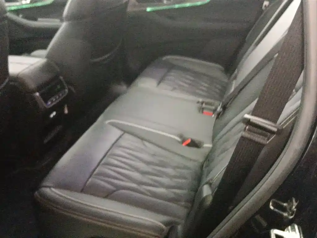 GAC Trumpchi Trumpchi GS8 2024 Navigator Series 2.0TGDI 2WD Luxury Smart Connect Edition фото 17