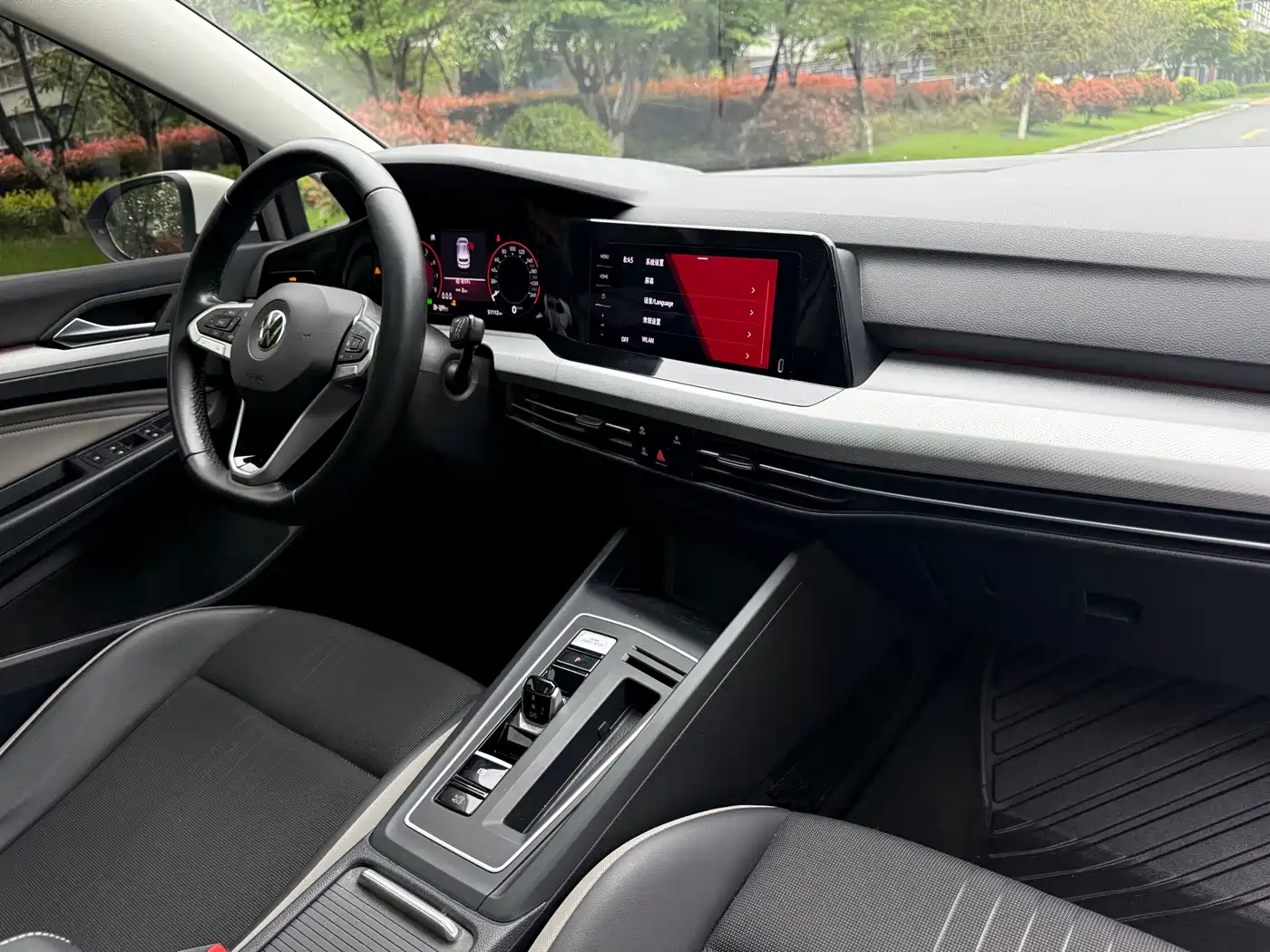 Volkswagen Golf 2021 280TSI DSG Pro Launch Edition фото 9