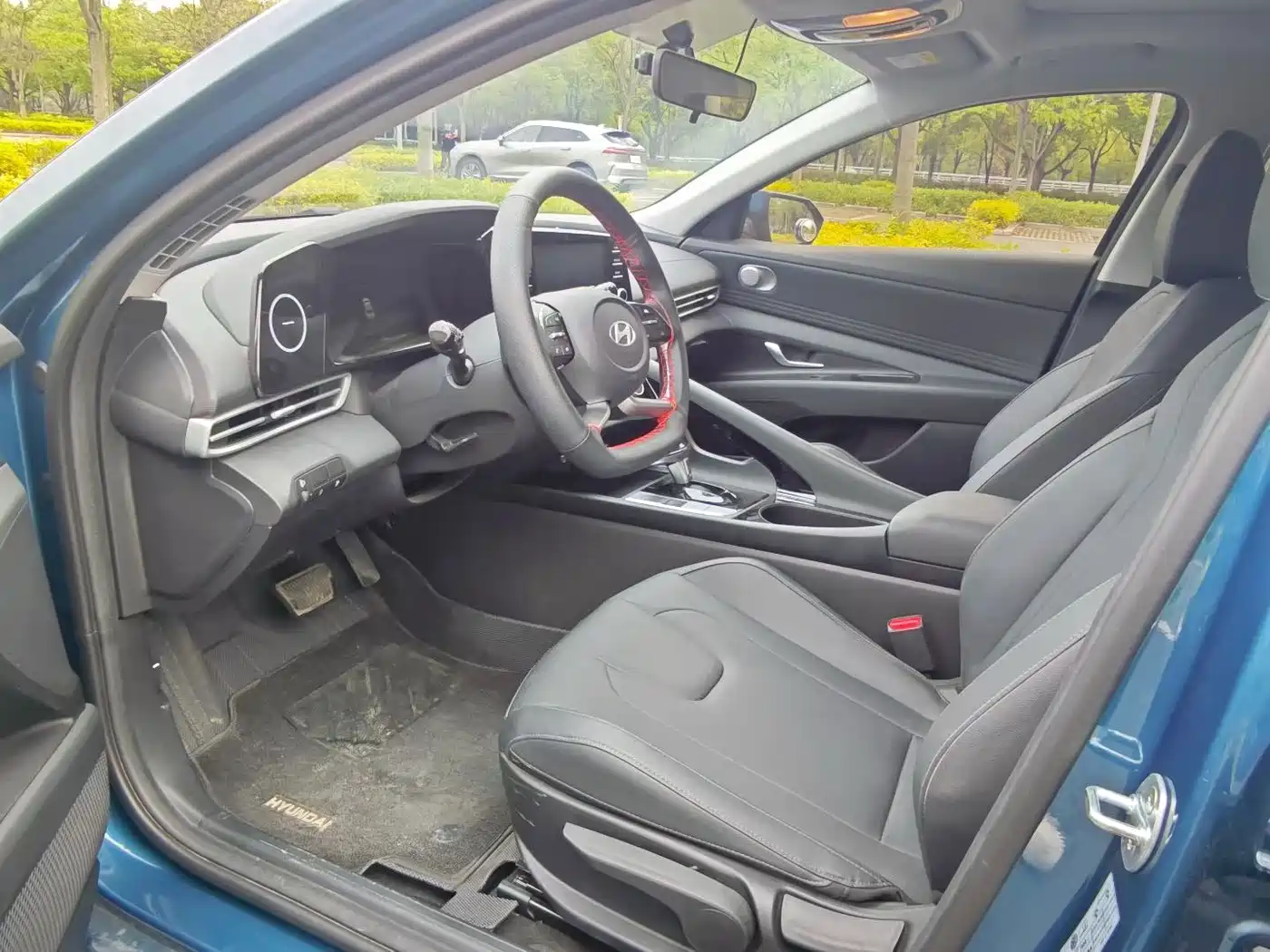Hyundai Elantra 2023 1.5L CVT GLX Elite Edition фото 5