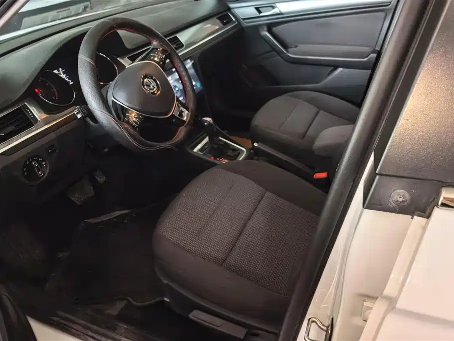 Volkswagen Bora 2019 Bora Legend 1.5L Automatic Fashion China VI фото 9