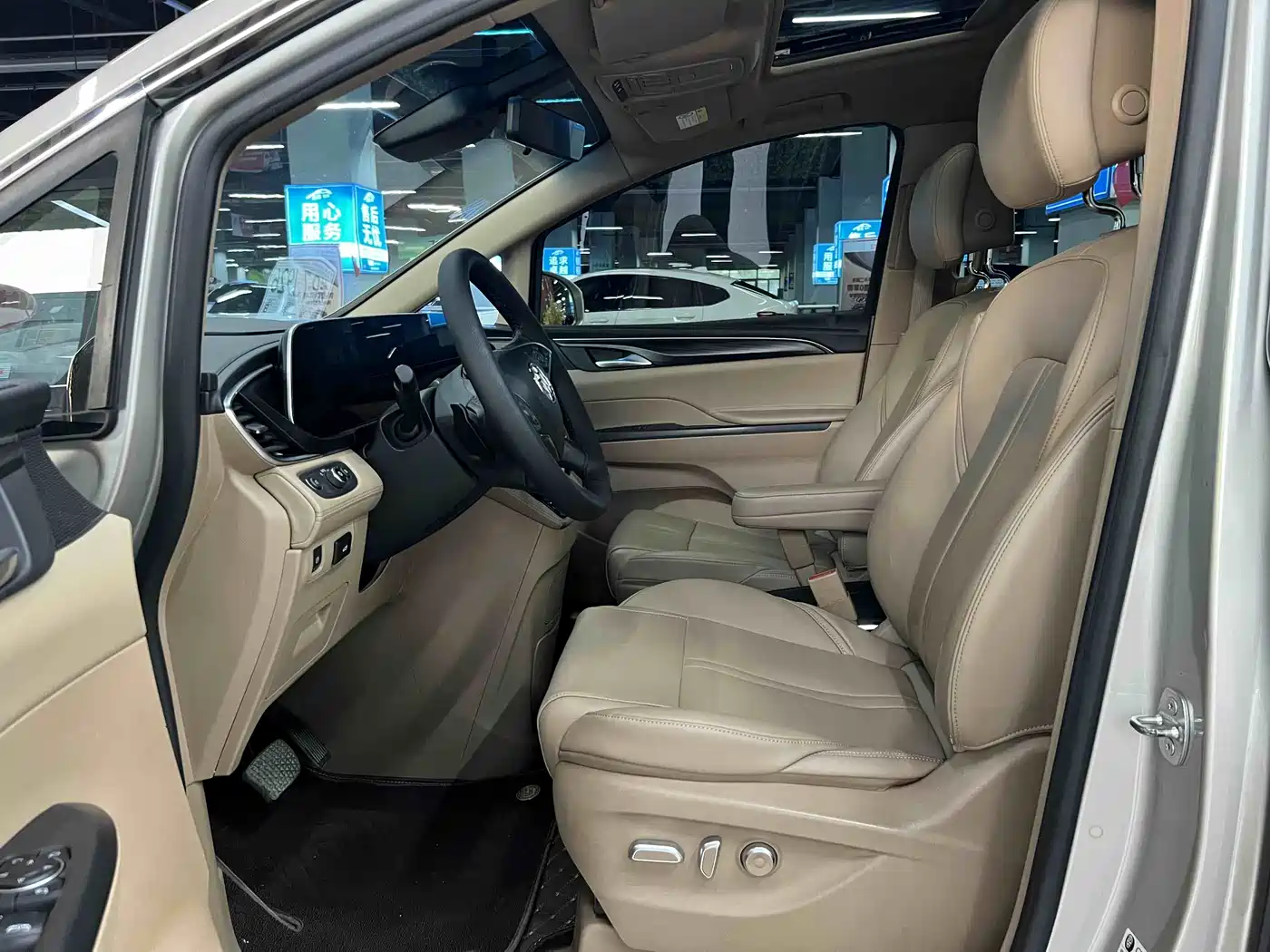 Buick GL8 2020 Model ES Landglory 653T Premium фото 6