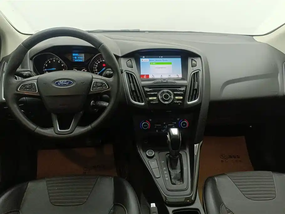 FORD FOX